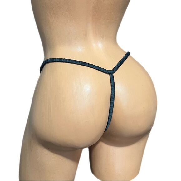 Victoria's Secret Sexy Smooth Faux Leather V string panty Black Medium - Picture 2 of 4